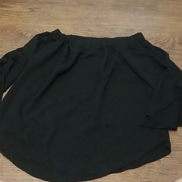 Shirts and camisole from ardene - Picture 2 of 8